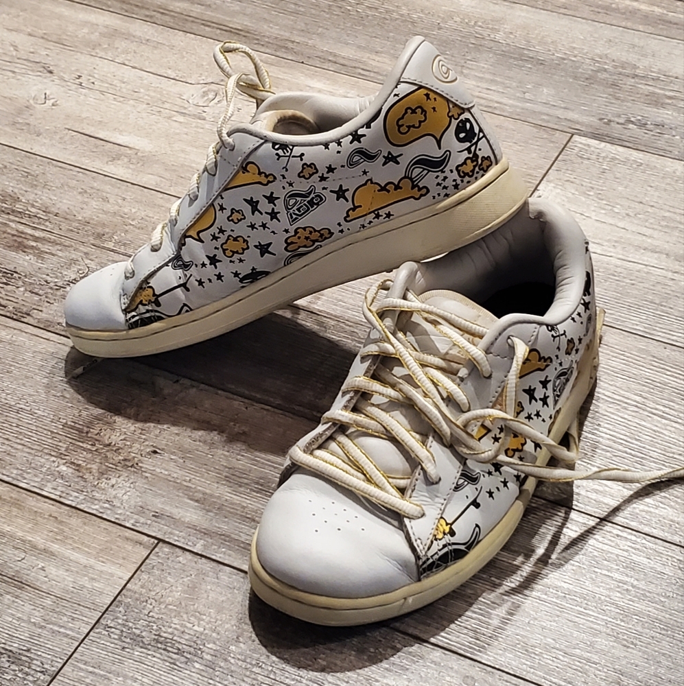 Ladies white leather adios